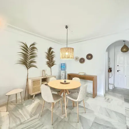 - New Modern Flat Nueva Andalucia In Puerto Banus - Exceptionnel Location Apartment