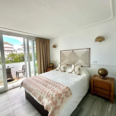 - New Modern Flat Nueva Andalucia In Puerto Banus - Exceptionnel Location