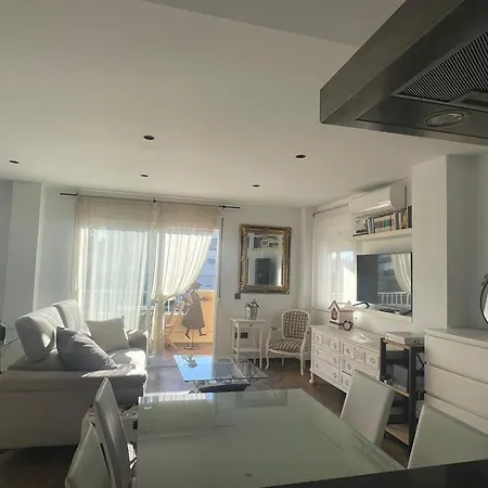 Marbella Beach شقة *